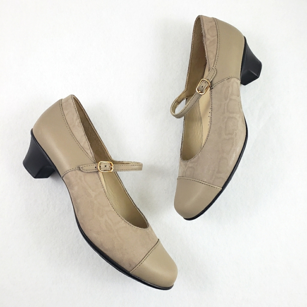 SAS Isabel Taupe Snake Mary Janes Pumps / Heels Size 10.5Narrow